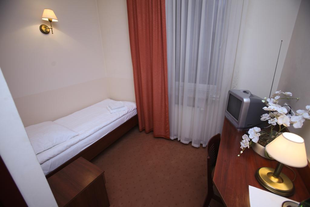 Hotel Kameralny Kielce Værelse billede